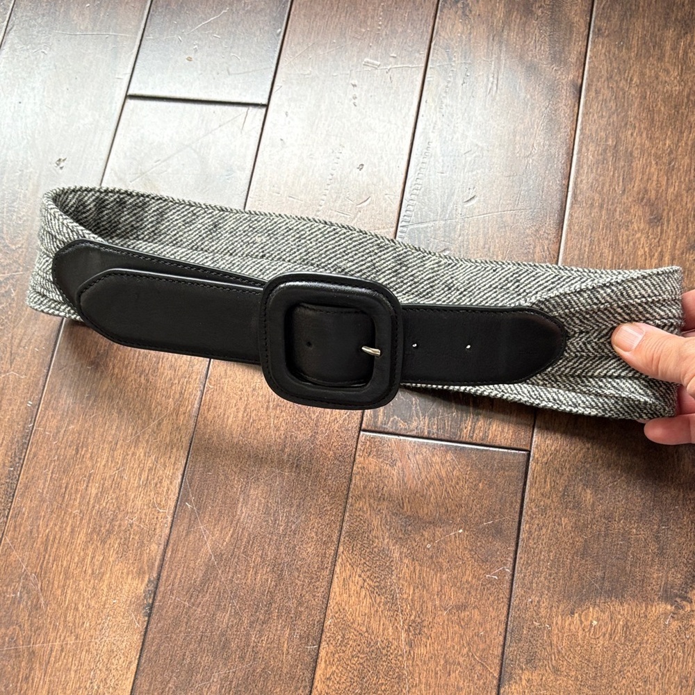 Cole Haan Wide Herringbone Belt with Black Leather Buckle sz small
